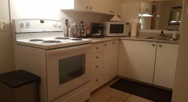 Апартаменты Three-Bedroom Apartment Sweet #6 by Amazing Property Rentals