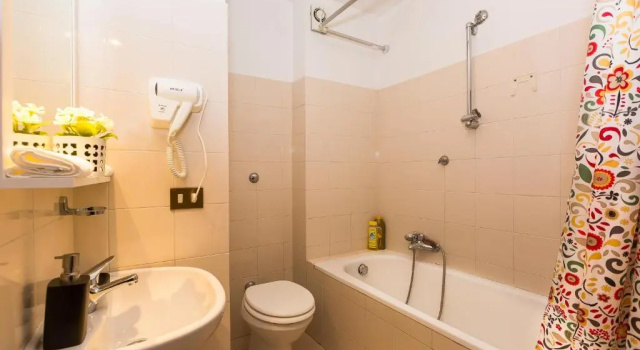 Пятиместный номер Standard Holiday Sunny Roma B&B