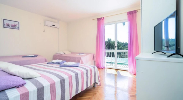 Stunning Apartment in Vitaljina With 3 Bedrooms, Wifi and Outdoor Swimming Pool, Забронировать Апартаменты/квартира Отели Конавле с парковкой, Парковка