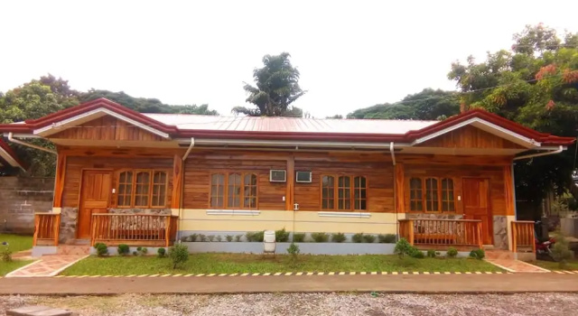 Villa Paraiso Resort and Waterpark Camiguin