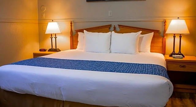 Люкс Travelodge Fort Bragg