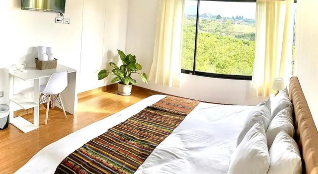 Номер Standard Springhills Quito Airport