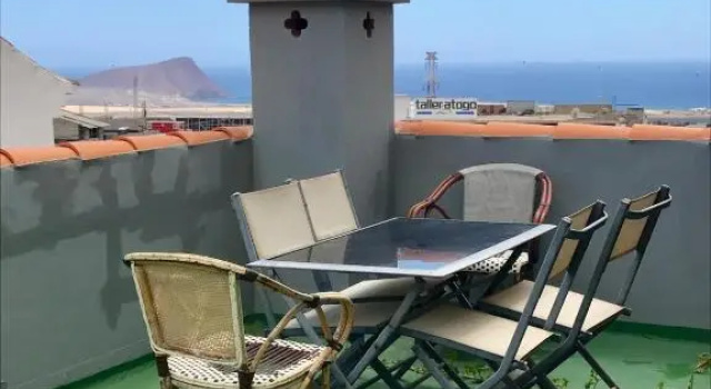 WIFI TENERIFE SUR GUEST HOUSE, Rezervați Pensiune Hoteluri ieftine în Tenerife