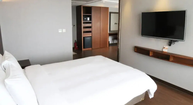 Люкс Jeju Hotel the M