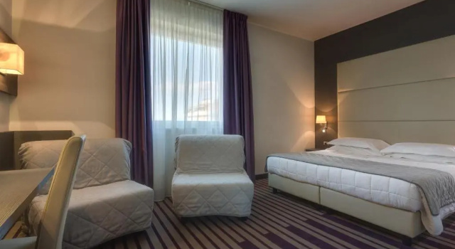 Трёхместный номер Standard Quality Hotel Green Palace