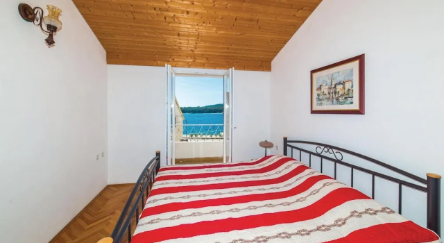 Beautiful Home in Rogoznica With Wifi and 3 Bedrooms, Забронировать Отель Рогозница Шибенско-Книнская жупания