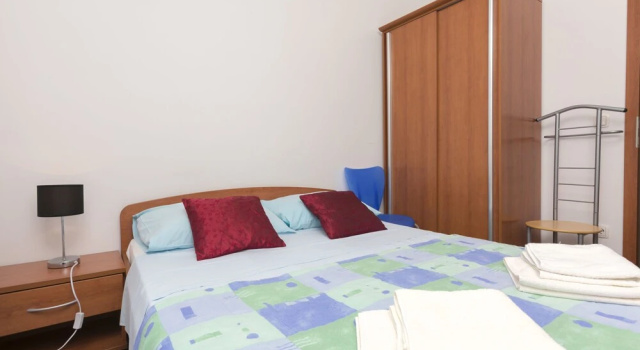 Apartments Vladimir, Забронировать Апартаменты/квартира Примоштен Шибеник