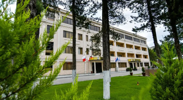 Gelati Residence, Boek Hotel Imereti Hotels met Parkeerplaats, Parkeren