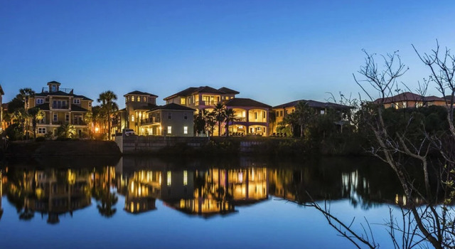 5 O'clock Somewhere by Five Star Properties, Забронировать Отель Бизнес-отели Дестин, 4* 5*