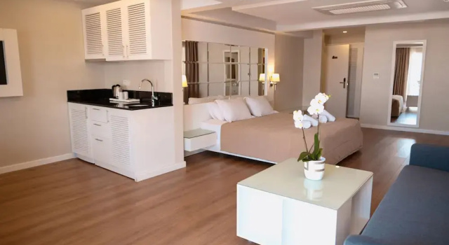 Номер Deluxe Alesta Residence