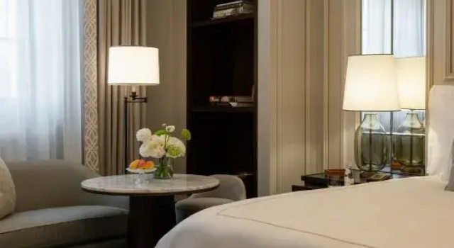 Deluxe værelse Corinthia Rome