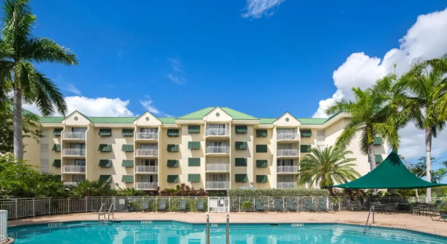 Grand Cayman Suite 309, Забронировать Отель Отели Ки-Уэст с парковкой, Парковка
