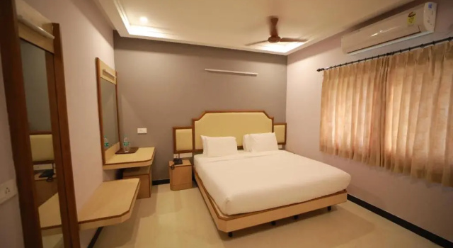 Двухместный люкс Majestic Hotel Madurai