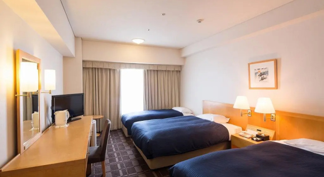 Трёхместный номер Kansai Airport Washington Hotel