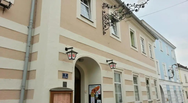 Номер Standard Pension Weisses Lamm