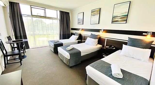 Номер Standard с видом на поле для гольфа The Select Inn Ryde