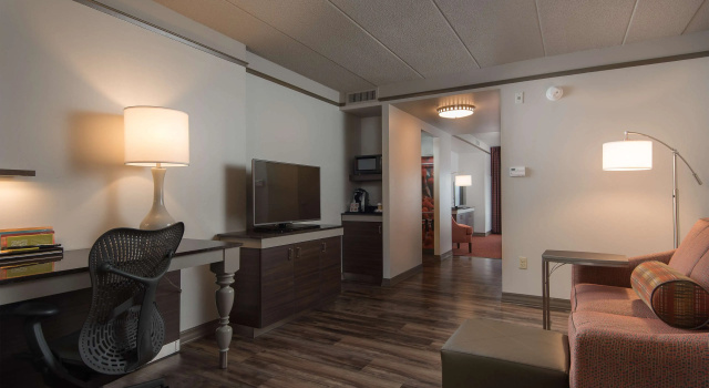 Hilton Garden Inn Owings Mills, Забронировать Отель Овингс-Миллс Мэриленд