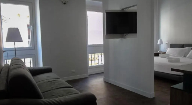 Luxury Suite Piazza Di Spagna, Забронировать Отель Спанья Рим, рядом с Площадь Пьяцца-ди-Пьетро