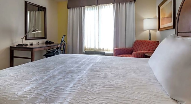 Двухместный номер Standard c 1 комнатой Hilton Garden Inn Devens Common