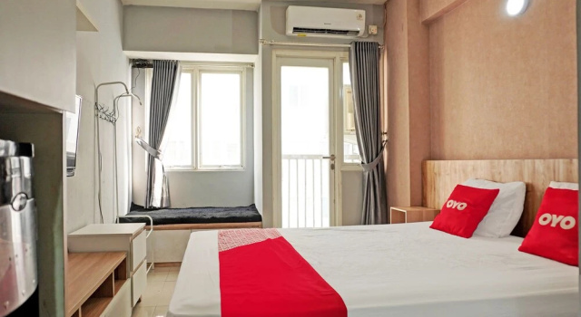 Номер Deluxe OYO Life 92962 Apartement Sentraland Karawang By Ratna
