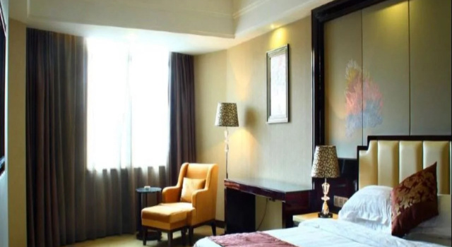 Weihua InternationaI Hotel