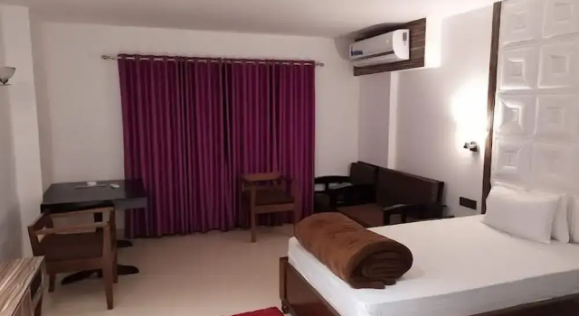 Hotel Living Hub, Đặt Khách sạn North Lakhimpur Assam