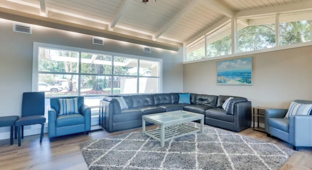 Retreat 2 Mi to Florida State Fairgrounds w/ Pool, Забронировать Дом для отпуска Ориент-Парк США