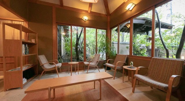 Yufuin Onsen Hinoharu Ryokan, Забронировать Отель Отели Юфу с парковкой, рядом с Озеро Кинринко, Парковка