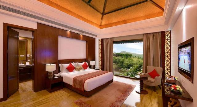 Люкс Executive с балконом The Ananta Udaipur