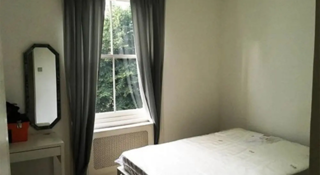 Eson2 - The Kensington Gwendwr Road Lodge