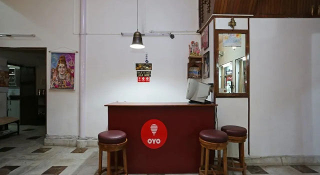 OYO 10653 Hotel Clark, Забронировать Отель Отели Массури 3 звезды, 3*