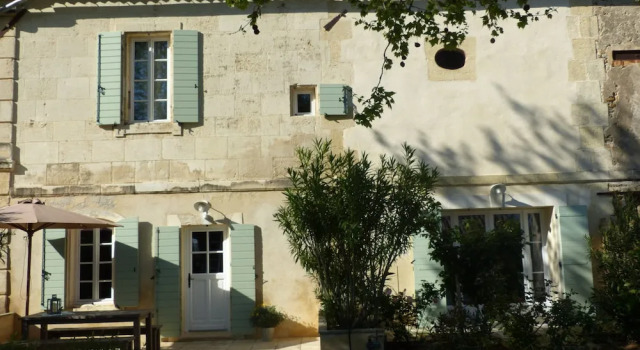 Mas de lHermitage, Rezervasyon Otel Moulès Carros