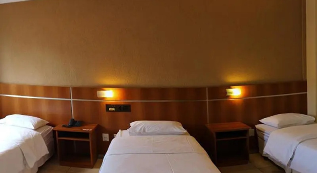 Трёхместный номер Luxury Hotel Bernal