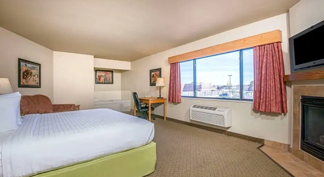 Двухместный люкс c 1 комнатой AmericInn by Wyndham Pampa Event Center