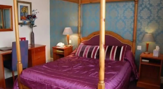 Saffron Hotel, Забронировать Отель Сафрон-Уолден Эссекс