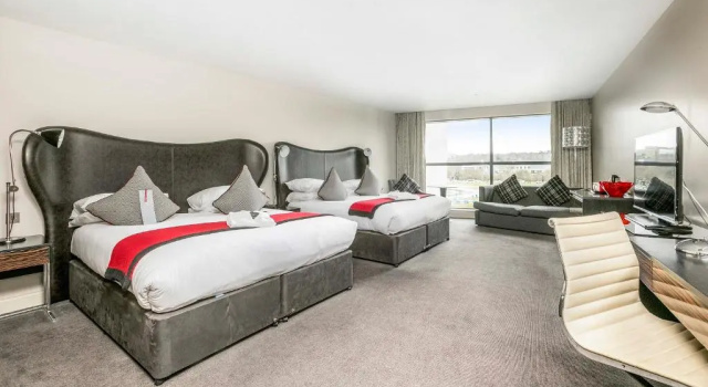 Семейный номер Standard Brooklands Hotel & Spa
