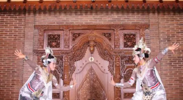 Tingal Laras Art House Homestay