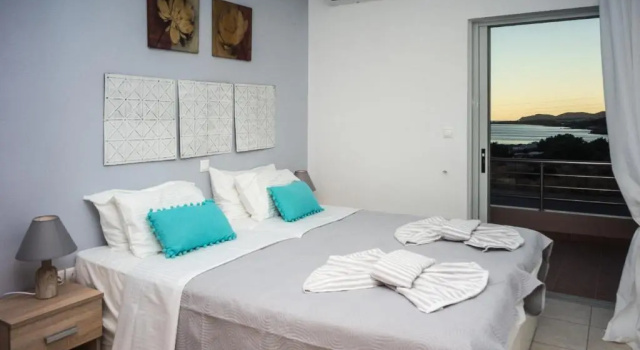 180 Degree Sea View Apartment