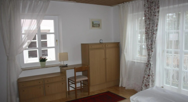 Ferienwohnung am Ortenaupark, Забронировать Отель Бад-Райхенхалль Район Берхтесгаден, рядом с Термальный комплекс Rupertus Therme