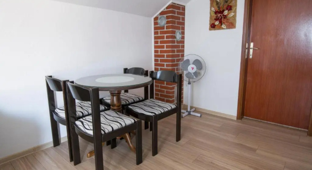 Apartment Anastasija, Забронировать Апартаменты/квартира Отели Добой с парковкой, Парковка