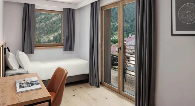 Двухместные апартаменты с балконом Le Geant, Courmayeur, Apartments by Marriott Bonvoy