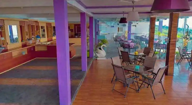 Three B Villa & Resto Banyuwangi, Book Villa Banyuwangi Villas, Villa