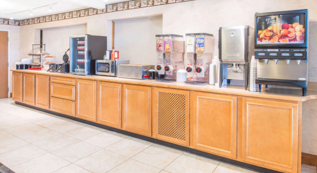 Ramada Springfield North, Rezervasyon Otel Springfield Indiana