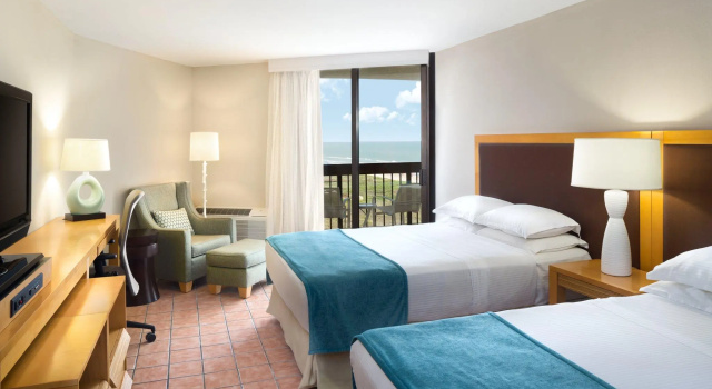 Четырёхместный номер Deluxe Margaritaville Beach Resort South Padre Island