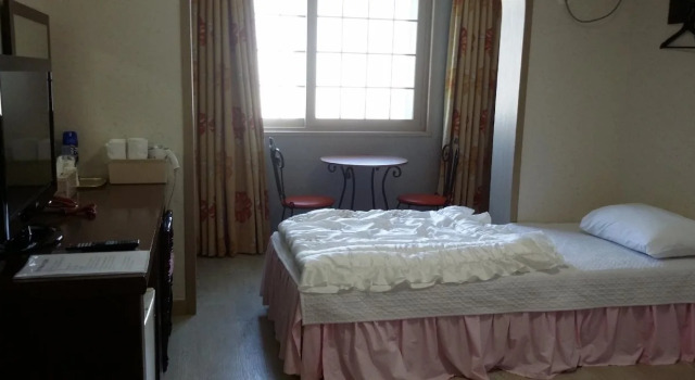 Hera Hotel, Забронировать Отель Отели Согвипхо с парковкой, Парковка