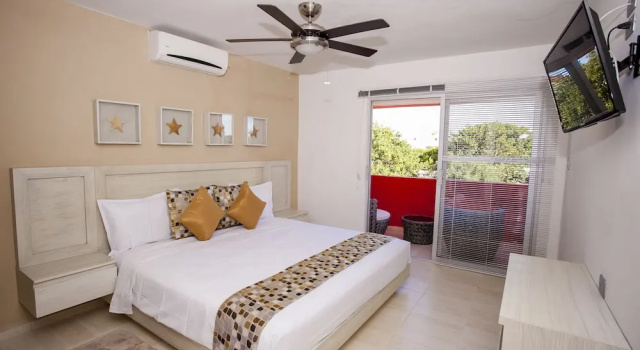 Двухместный номер Standard с балконом и с видом на город Hotel Isla Zamna