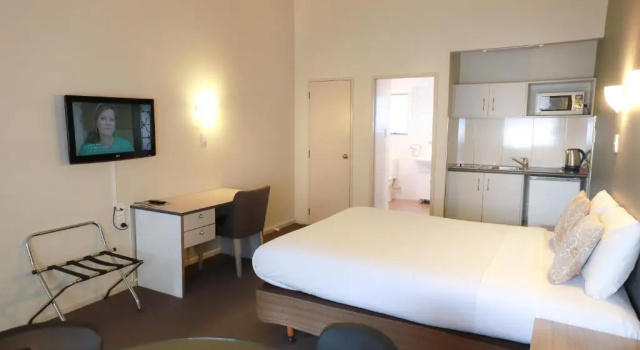Двухместный номер Standard Airport Manor Inn
