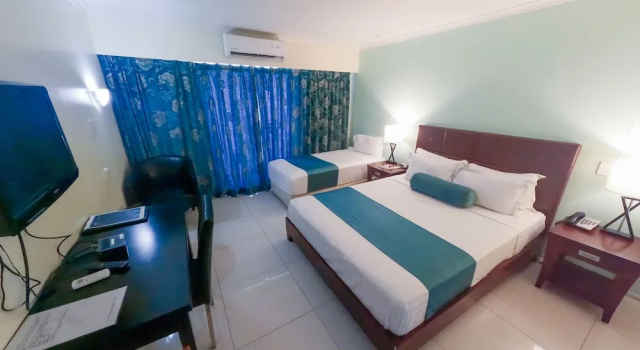 Одноместный номер Deluxe с балконом Gazelle International Hotel