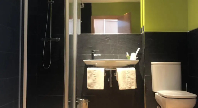 Номер Standard NRuta Ponferrada