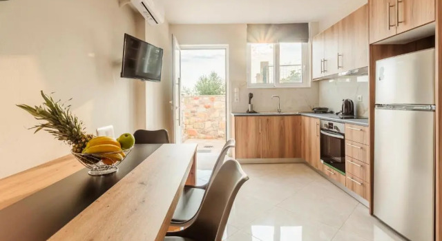 Коттедж Kelly's Sunset Apartment 1 Κalamata